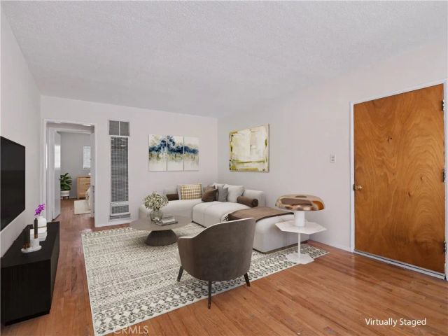 1037 N Curson 4, Los Angeles, CA 90046