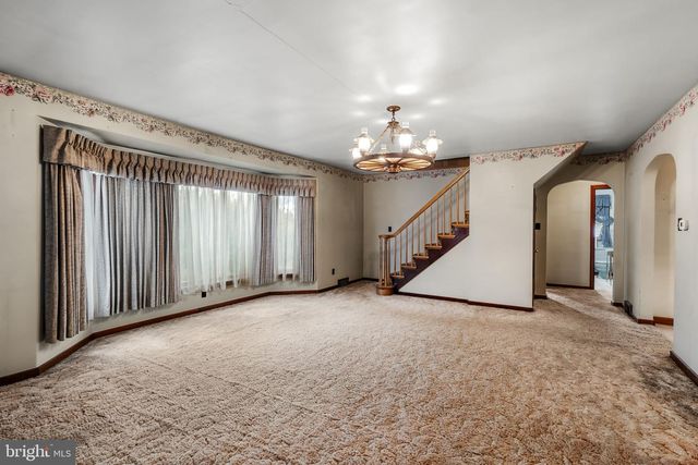 1245 W SWARTZVILLE RD, Reinholds, PA 17569