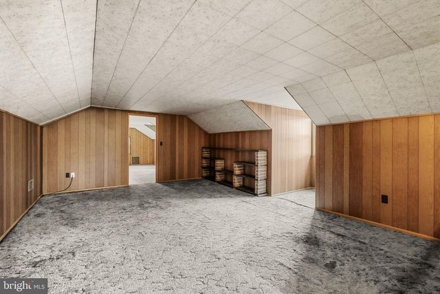 1245 W SWARTZVILLE RD, Reinholds, PA 17569