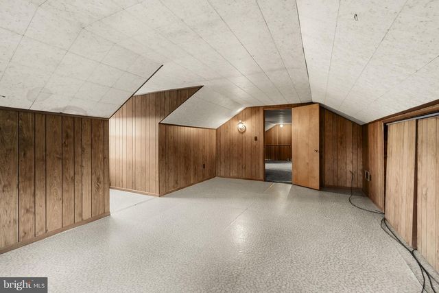 1245 W SWARTZVILLE RD, Reinholds, PA 17569