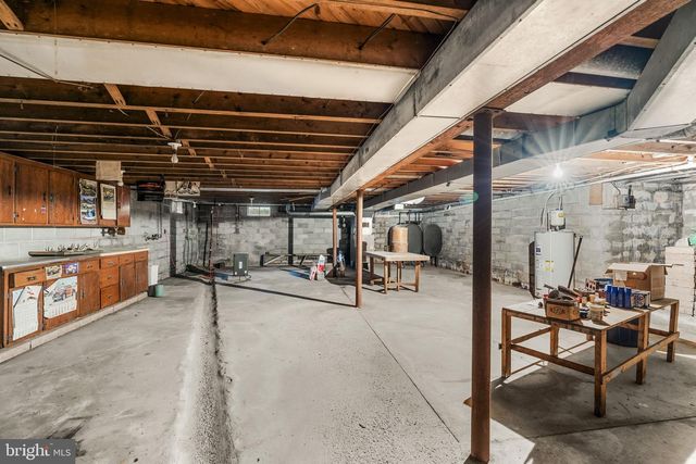 1245 W SWARTZVILLE RD, Reinholds, PA 17569