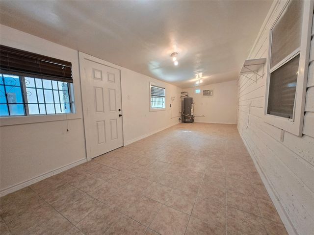 9621 Sweetwater Lane, Houston, TX 77037