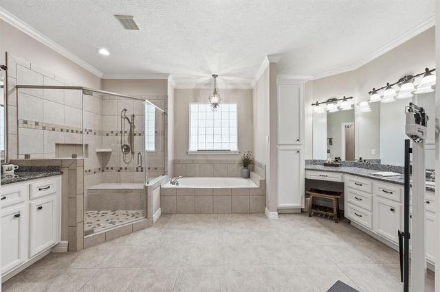 29910 Commons Superior Drive, Huffman, TX 77336