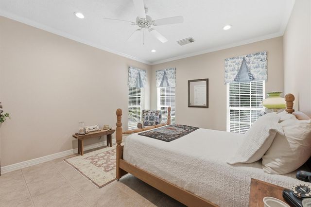 29910 Commons Superior Drive, Huffman, TX 77336