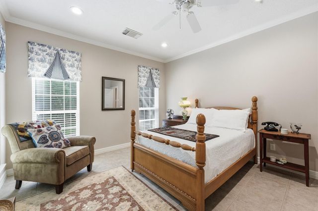 29910 Commons Superior Drive, Huffman, TX 77336