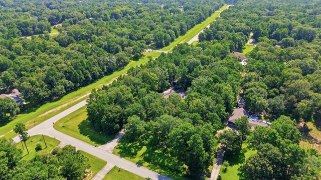 29910 Commons Superior Drive, Huffman, TX 77336