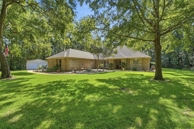 29910 Commons Superior Drive, Huffman, TX 77336