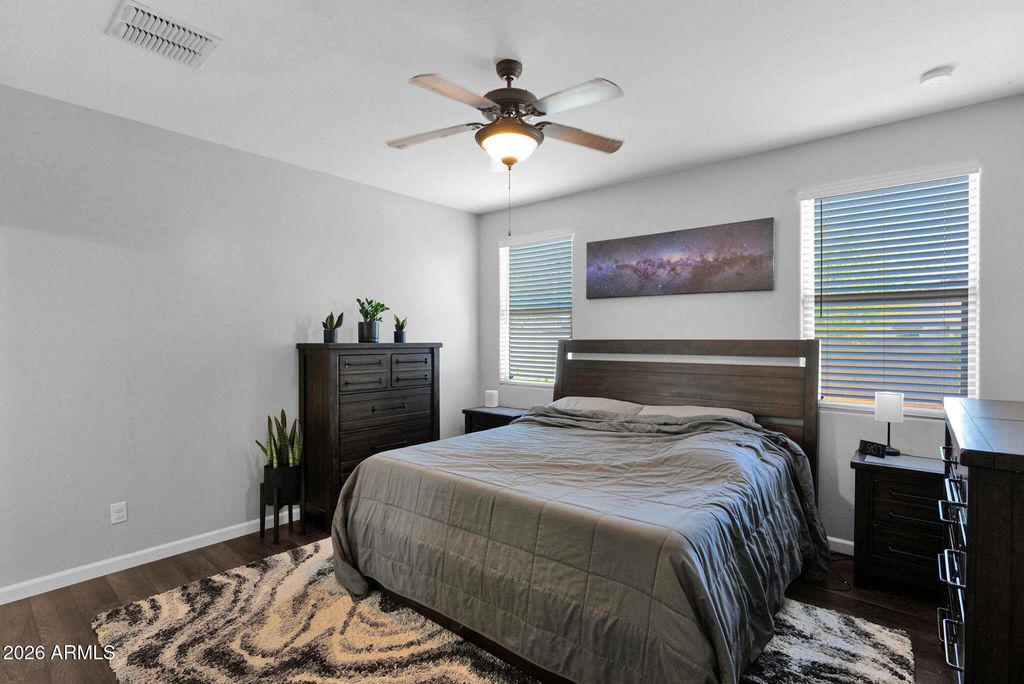 Image 14 of property listing at 1818 E GROVE Street, Phoenix, AZ 85040