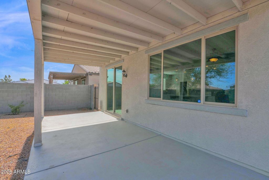 Image 26 of property listing at 1818 E GROVE Street, Phoenix, AZ 85040