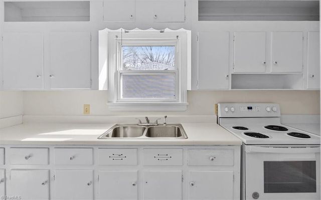 1003 Cliff Road, Asheboro, NC 27203