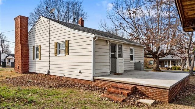 1003 Cliff Road, Asheboro, NC 27203