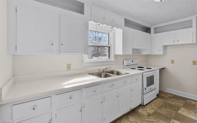 1003 Cliff Road, Asheboro, NC 27203