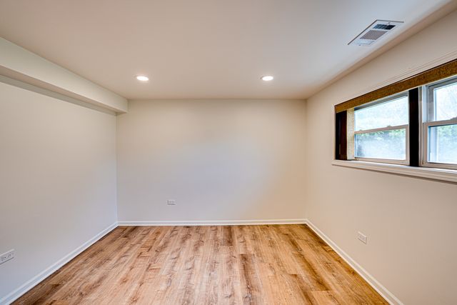 1015 Wilson Avenue, Wheaton, IL 60189
