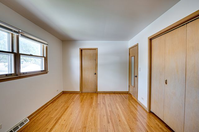 1015 Wilson Avenue, Wheaton, IL 60189
