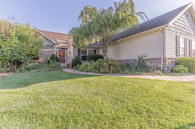 20467 Fieldstone Crossing Drive, Goshen, IN 46528