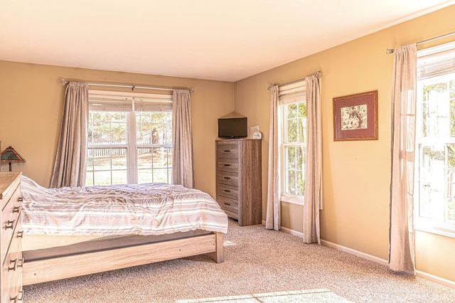 20467 Fieldstone Crossing Drive, Goshen, IN 46528