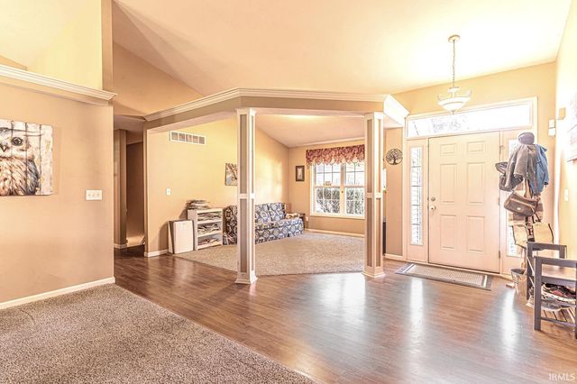 20467 Fieldstone Crossing Drive, Goshen, IN 46528