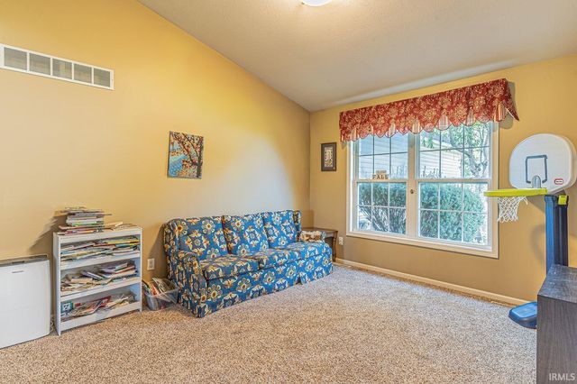 20467 Fieldstone Crossing Drive, Goshen, IN 46528