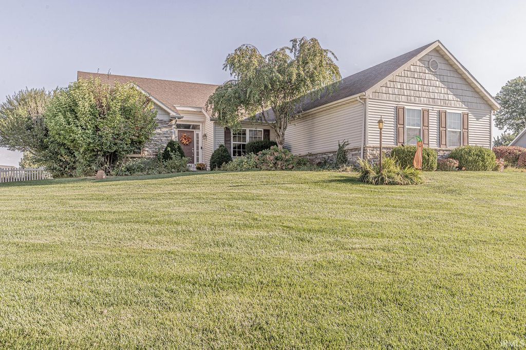 20467 Fieldstone Crossing Drive, Goshen, IN 46528