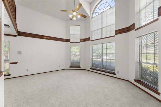 1423 Holveck Drive, Cedar Hill, TX 75104