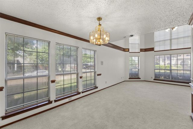 1423 Holveck Drive, Cedar Hill, TX 75104