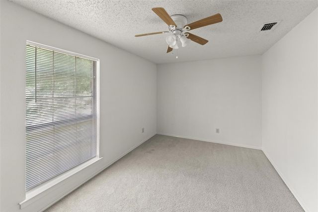 1423 Holveck Drive, Cedar Hill, TX 75104