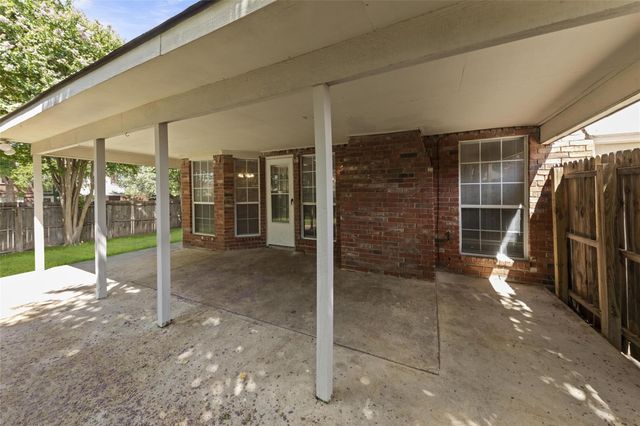 1423 Holveck Drive, Cedar Hill, TX 75104