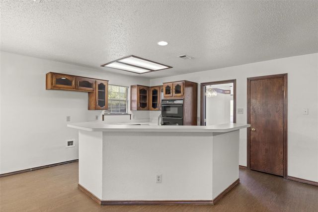 1423 Holveck Drive, Cedar Hill, TX 75104