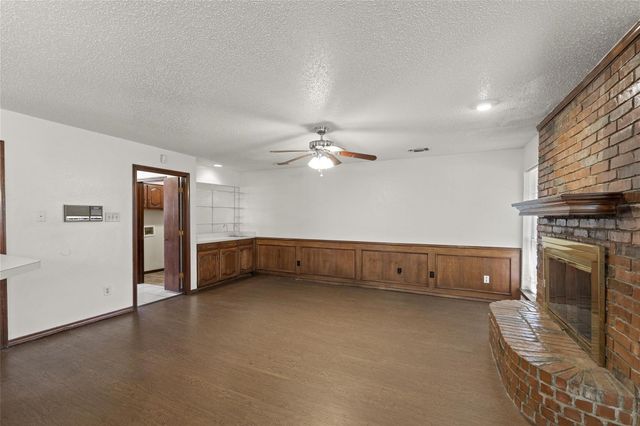 1423 Holveck Drive, Cedar Hill, TX 75104
