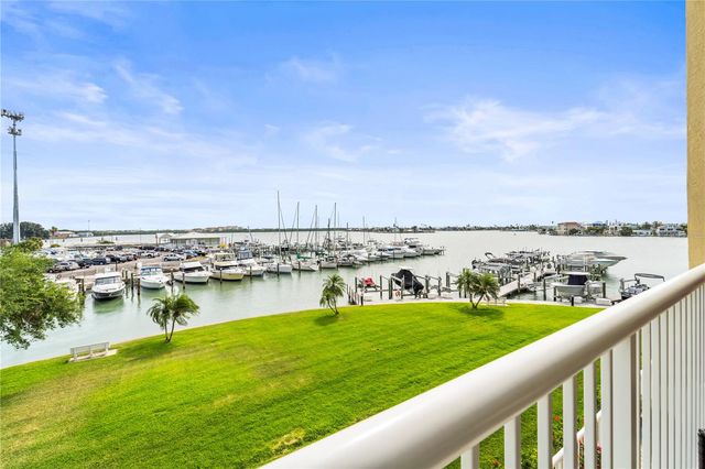 425 150TH AVENUE 2303, Madeira Beach, FL 33708