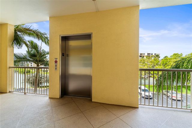 425 150TH AVENUE 2303, Madeira Beach, FL 33708