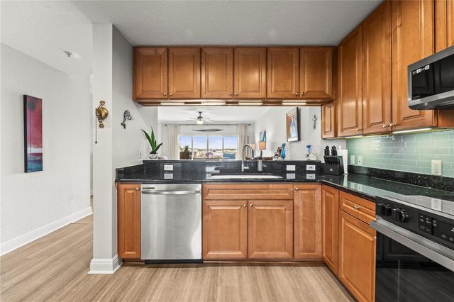 425 150TH AVENUE 2303, Madeira Beach, FL 33708