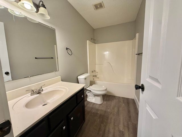 1815 Watts Road, Benton, AR 72015