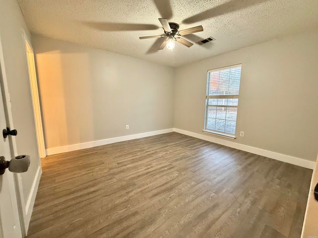 1815 Watts Road, Benton, AR 72015