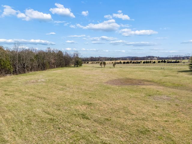 7 Paschal Rd, Unionville, TN 37180