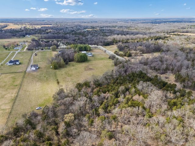 7 Paschal Rd, Unionville, TN 37180