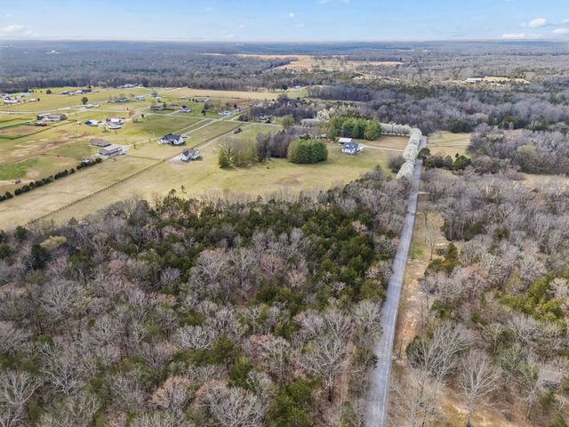 7 Paschal Rd, Unionville, TN 37180