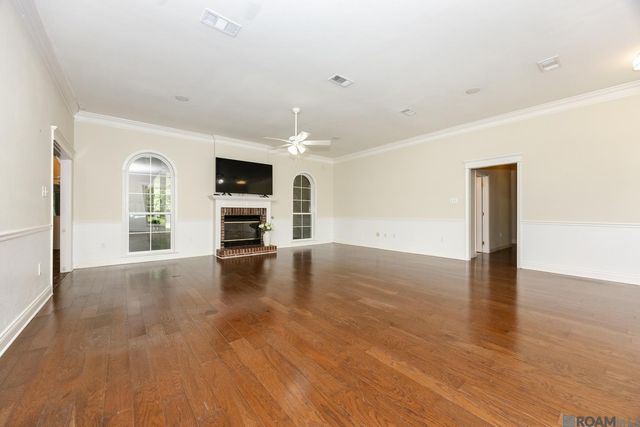3171 Emily Dr, Port Allen, LA 70767