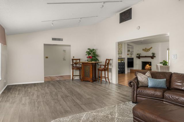 5901 E Cactus Wren Road, Paradise Valley, AZ 85253