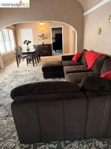 1376 Elm Street, Pittsburg, CA 94565