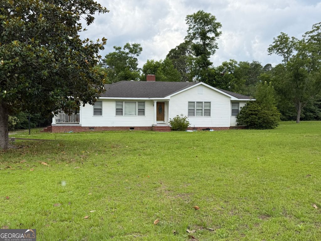 703 N Main Street, Swainsboro, GA 30401