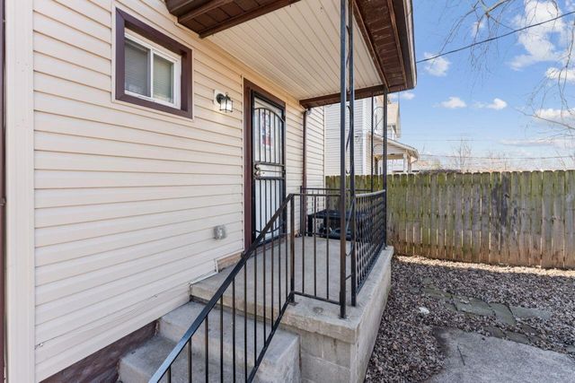 274 E Barthman Avenue, Columbus, OH 43207