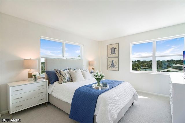 2011 Gulf Shore BLVD N 56, Naples, FL 34102