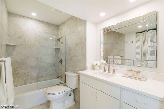 2011 Gulf Shore BLVD N 56, Naples, FL 34102