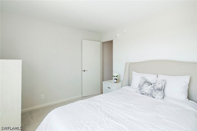 2011 Gulf Shore BLVD N 56, Naples, FL 34102