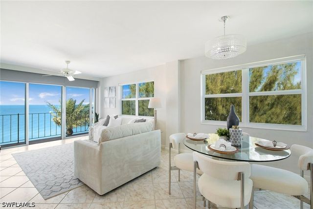 2011 Gulf Shore BLVD N 56, Naples, FL 34102