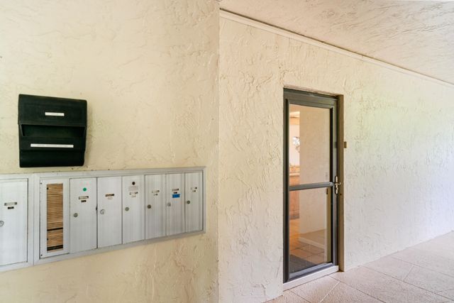 104500 Overseas Hwy Apt C103, Key Largo, FL 33037