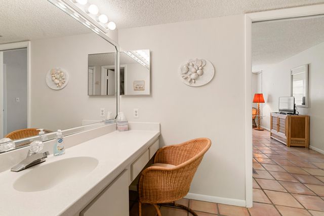 104500 Overseas Hwy Apt C103, Key Largo, FL 33037