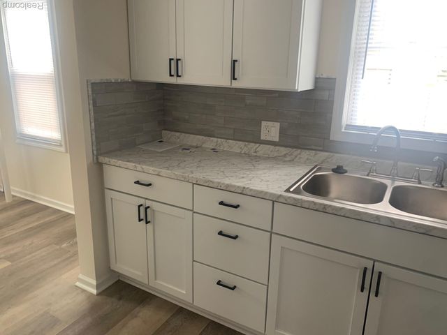 6533 Cloverton Drive, Waterford Charter Township, MI 48329