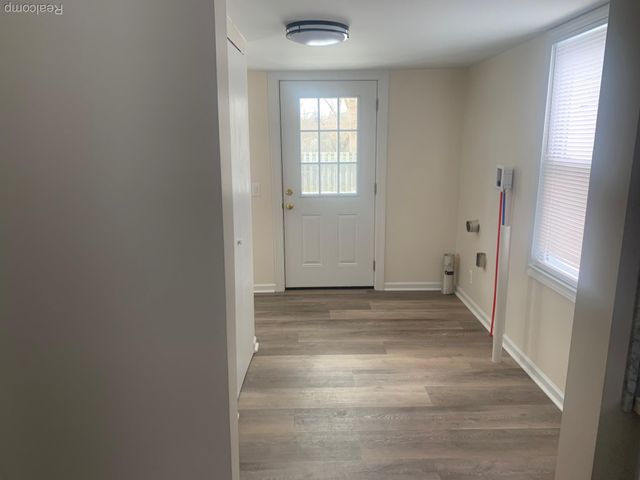 6533 Cloverton Drive, Waterford Charter Township, MI 48329